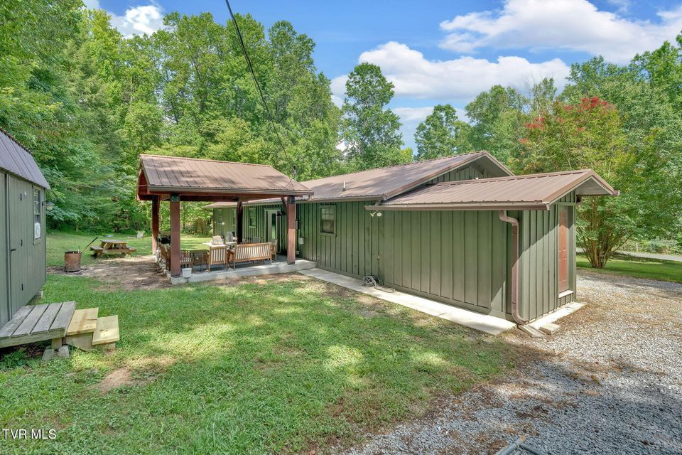 Photo #27: 2875 Mcmahan Sawmill Road