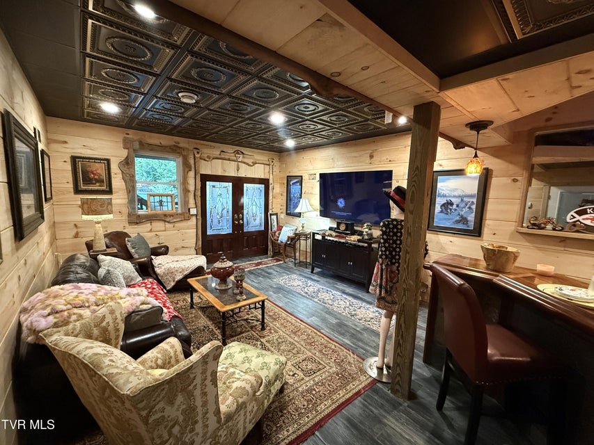 Photo #40: 180 Grand Country Drive
