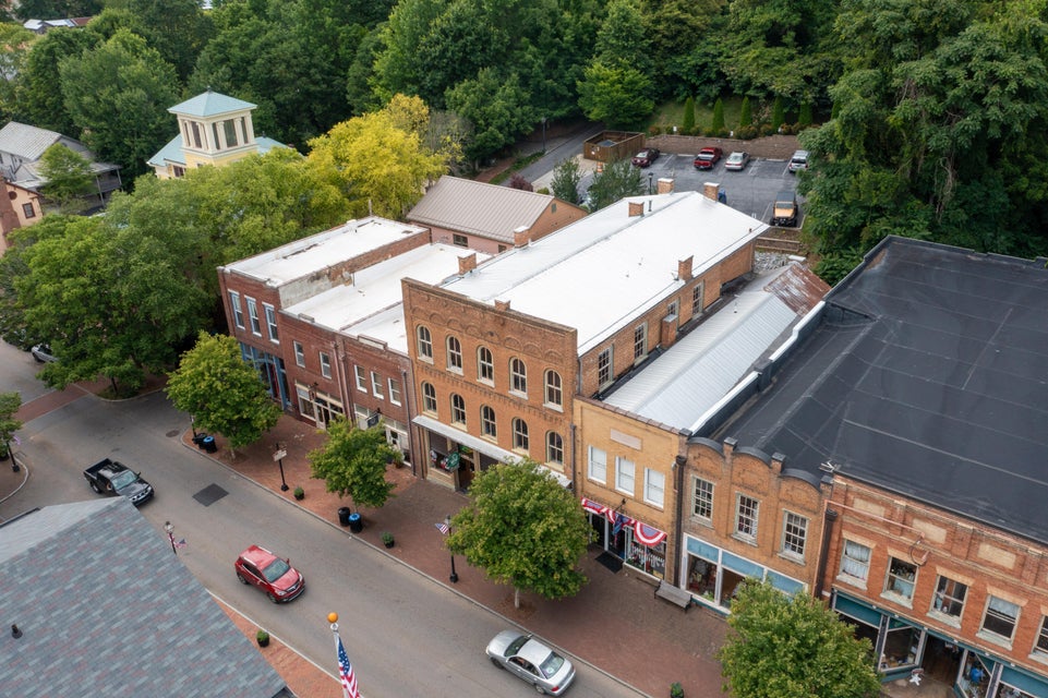 Photo #49: 109 Main Street