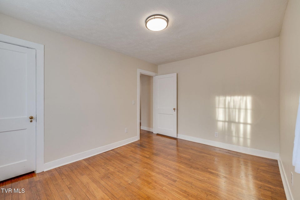 Photo #14: 1813 Madison Street