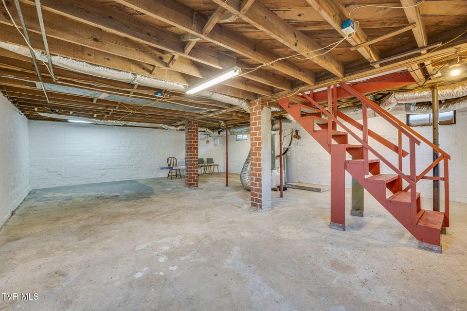 Photo #19: 1813 Madison Street