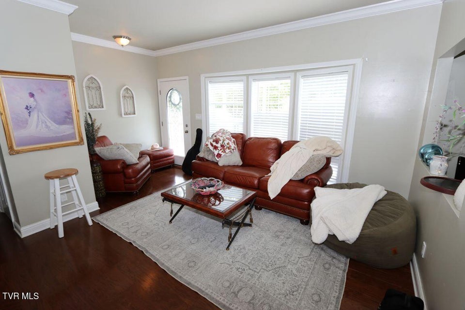 Photo #6: 17977 Overlook Dr Drive