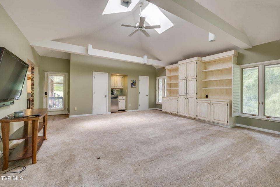 Photo #22: 708 Thornwood Place