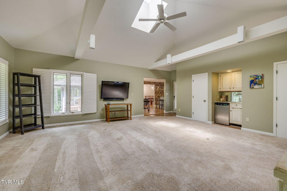 Photo #23: 708 Thornwood Place