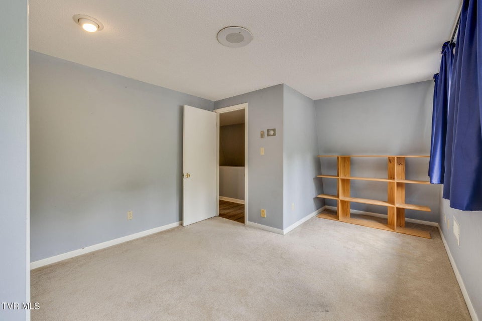 Photo #31: 708 Thornwood Place