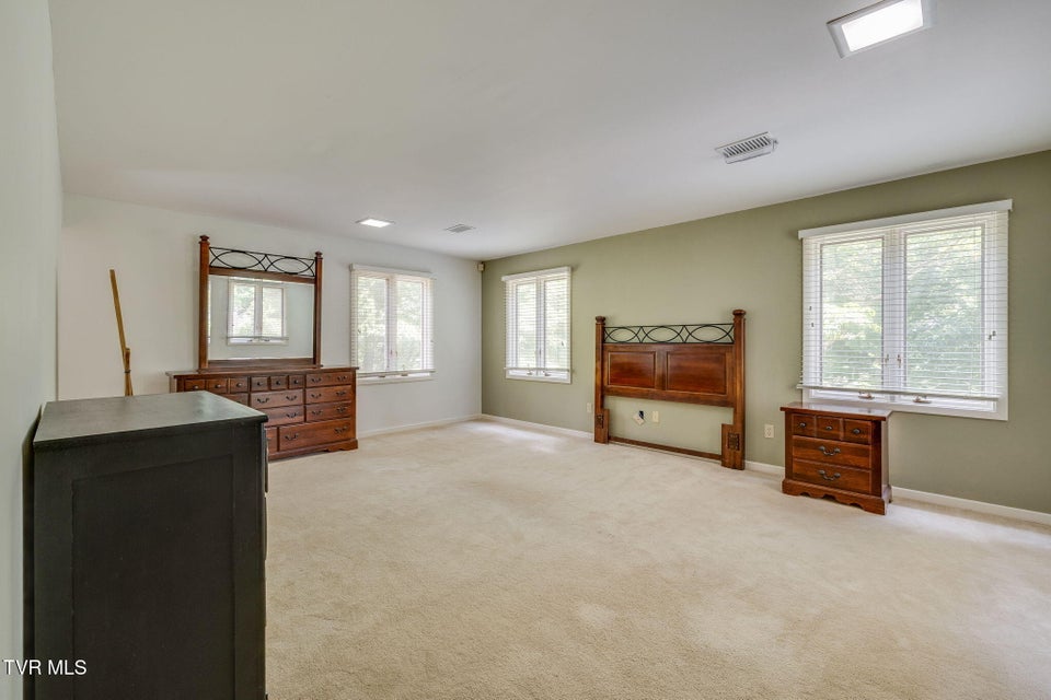 Photo #43: 708 Thornwood Place