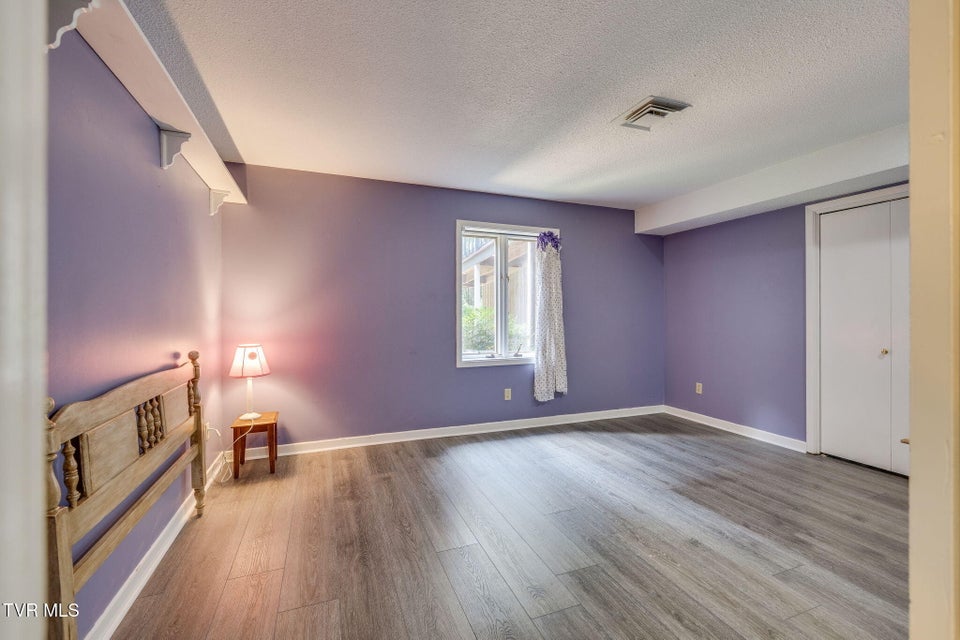 Photo #51: 708 Thornwood Place
