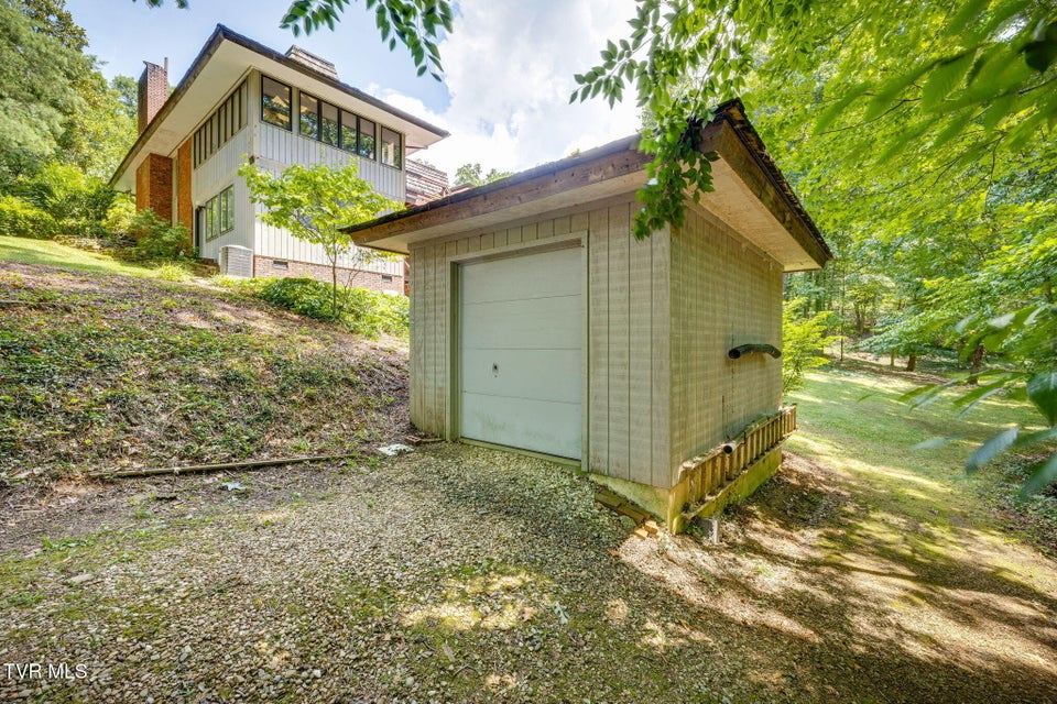 Photo #61: 708 Thornwood Place