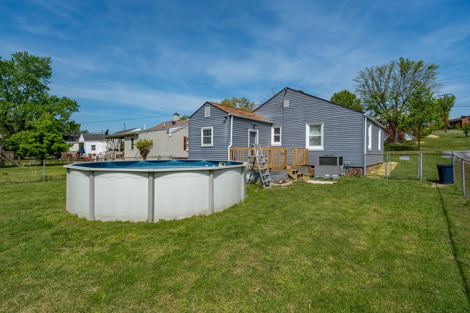 Photo #16: 1453 Garden Drive