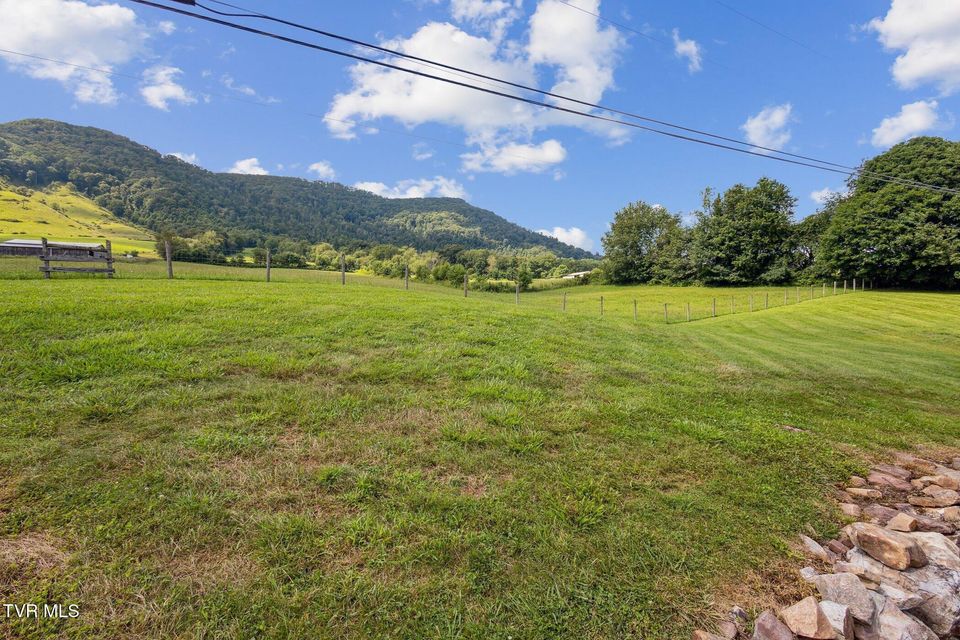 Photo #6: 6929 Finney Road