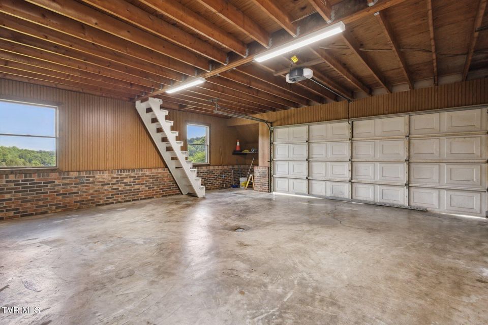 Photo #31: 6929 Finney Road
