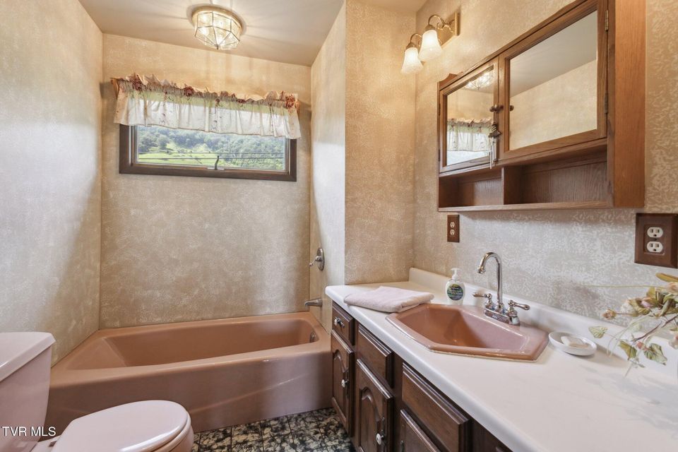 Photo #29: 6929 Finney Road