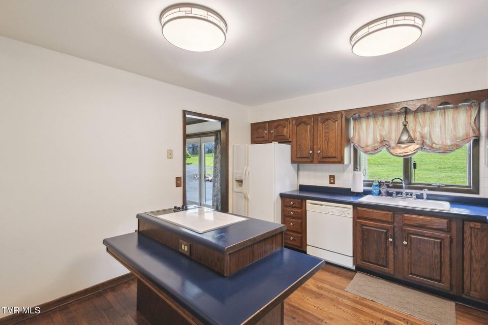 Photo #14: 6929 Finney Road
