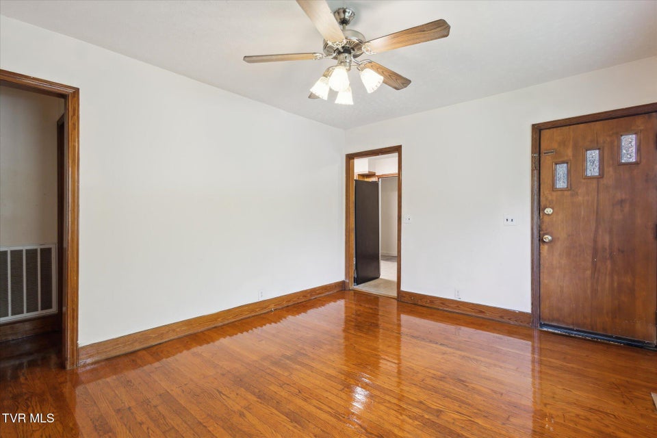 Photo #6: 2104 Millye Street