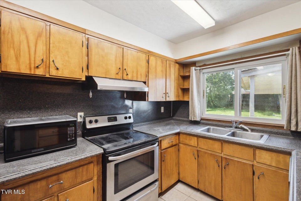 Photo #9: 2104 Millye Street