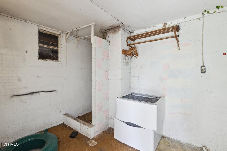Photo #28: 2104 Millye Street