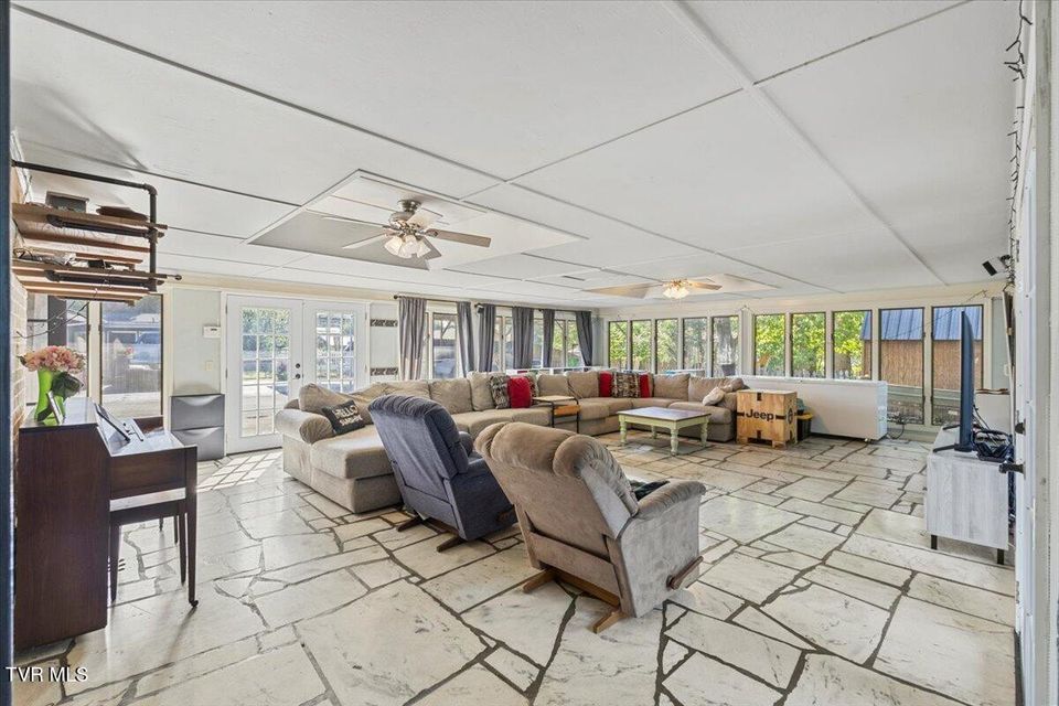 Photo #32: 1605 Woodmont Drive