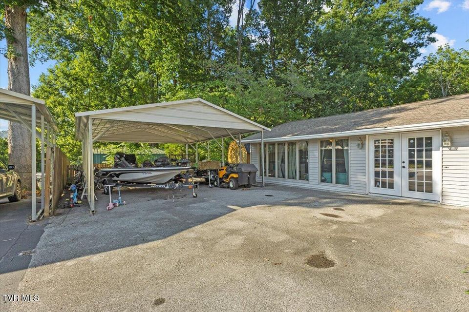 Photo #11: 1605 Woodmont Drive