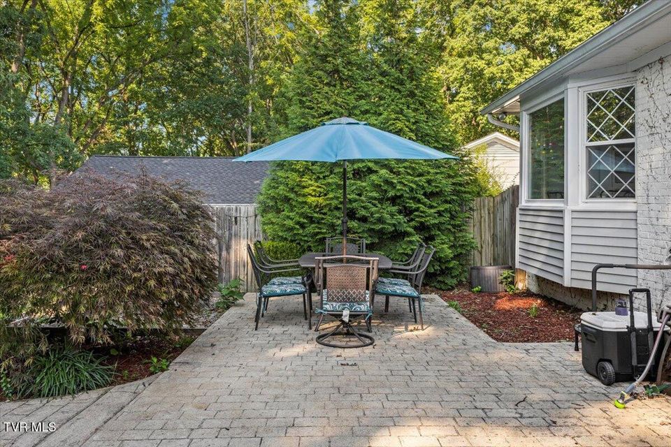 Photo #67: 1605 Woodmont Drive