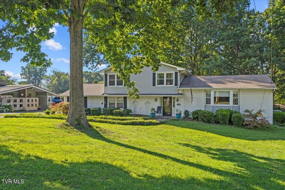 Photo #65: 1605 Woodmont Drive