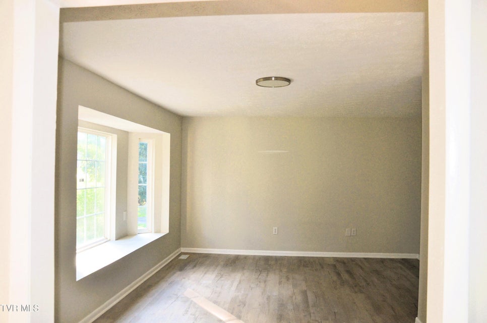 Photo #5: 1813 Duke Street
