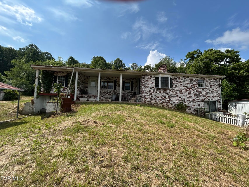 Photo #10: 195 Estep Drive