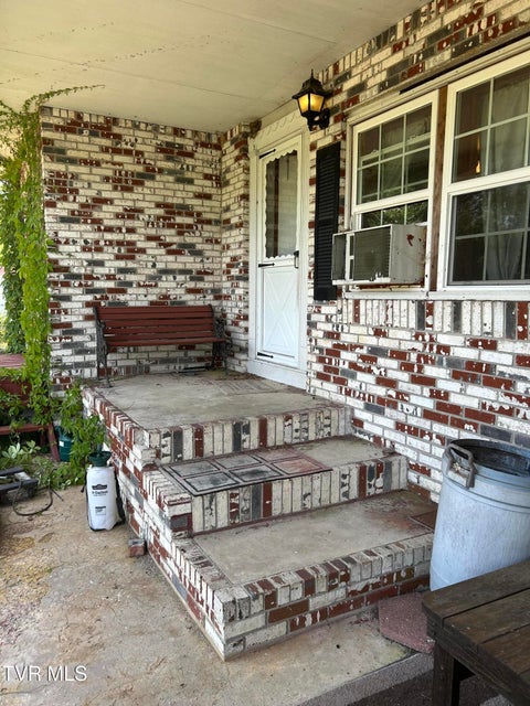 Photo #17: 195 Estep Drive