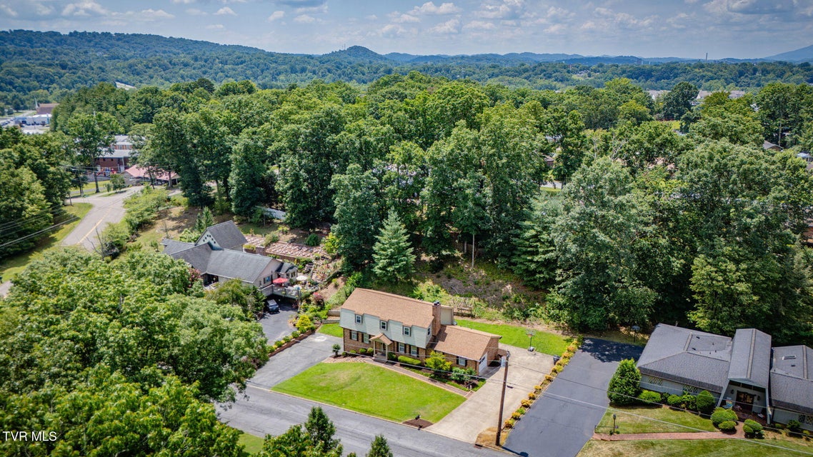 Photo #46: 2104 Southcote Drive