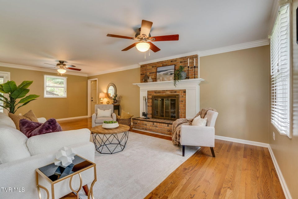 Photo #3: 2104 Southcote Drive