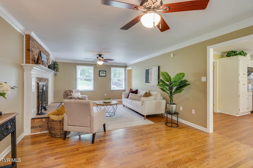 Photo #4: 2104 Southcote Drive