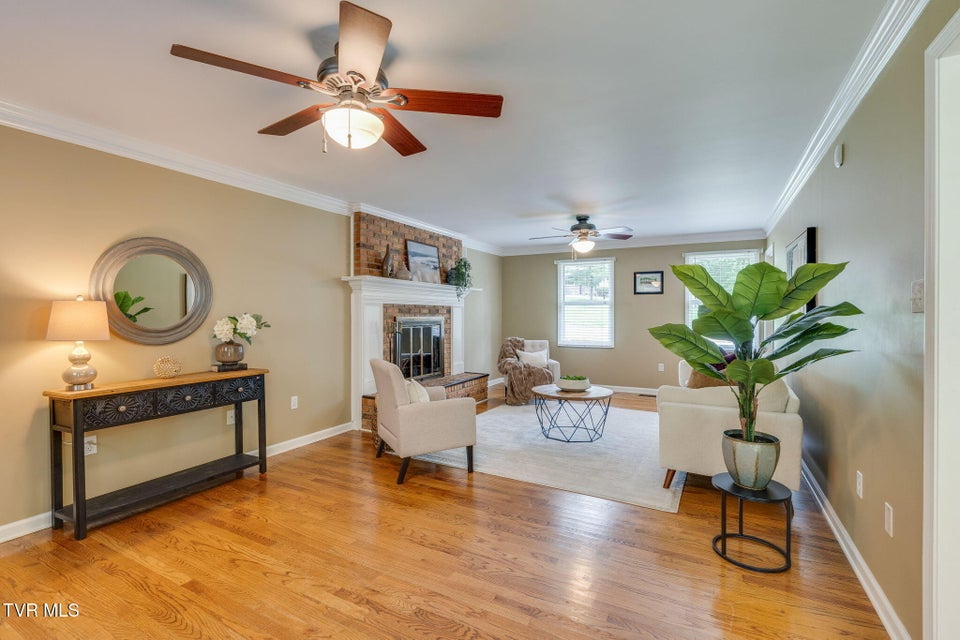 Photo #5: 2104 Southcote Drive