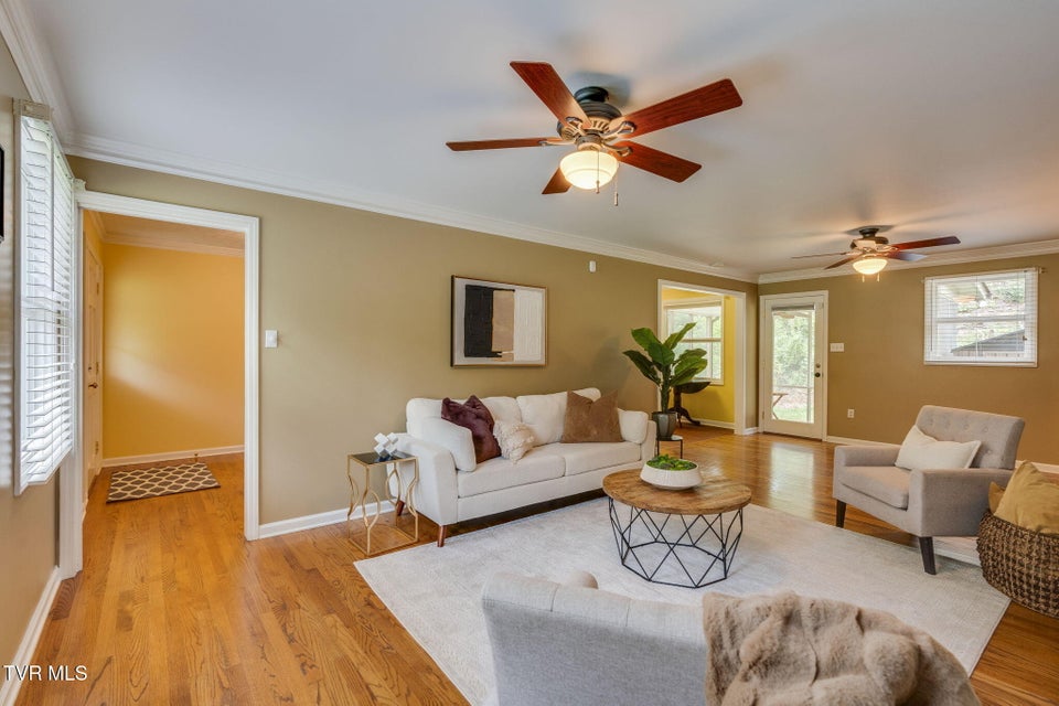 Photo #6: 2104 Southcote Drive
