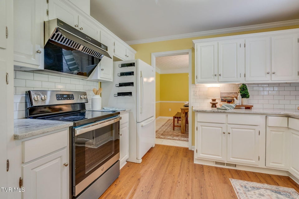 Photo #12: 2104 Southcote Drive