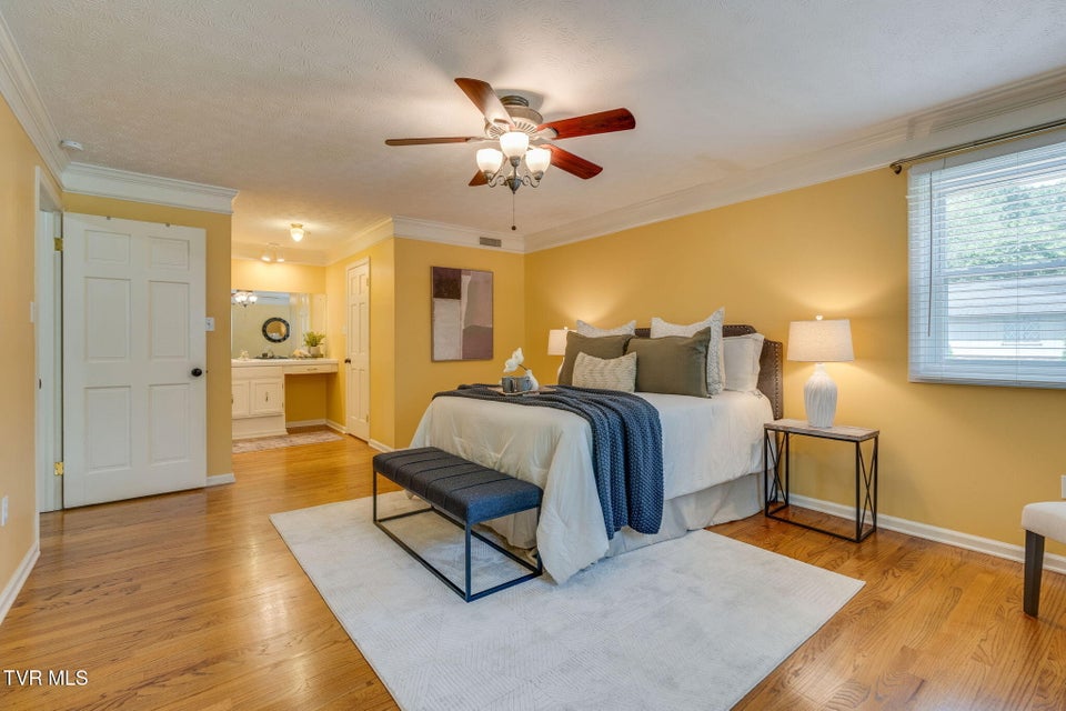 Photo #20: 2104 Southcote Drive