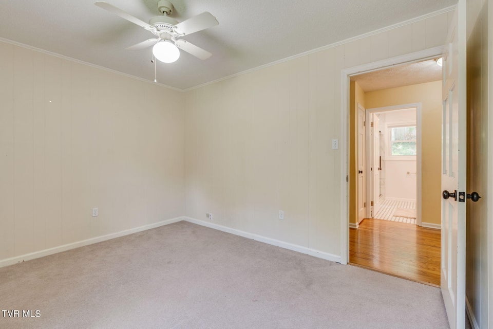 Photo #32: 2104 Southcote Drive