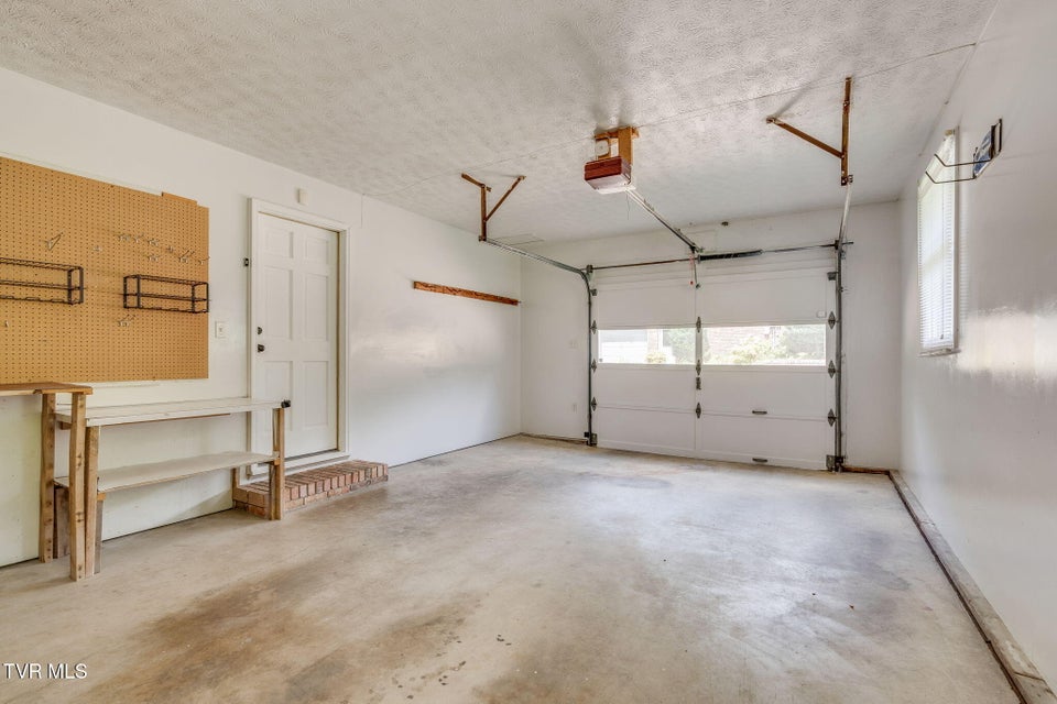 Photo #17: 2104 Southcote Drive