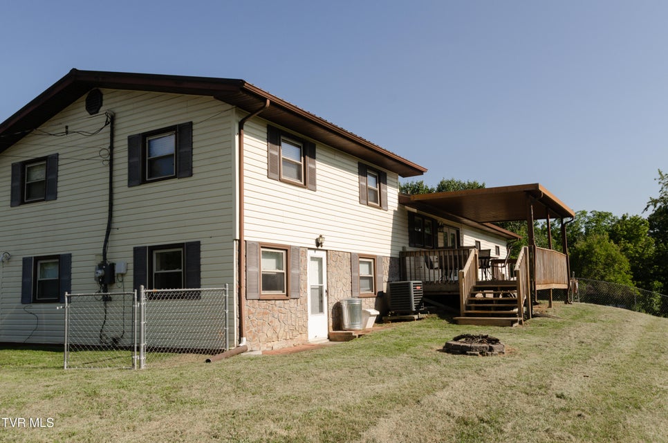 Photo #38: 712 Old Elizabethton Highway
