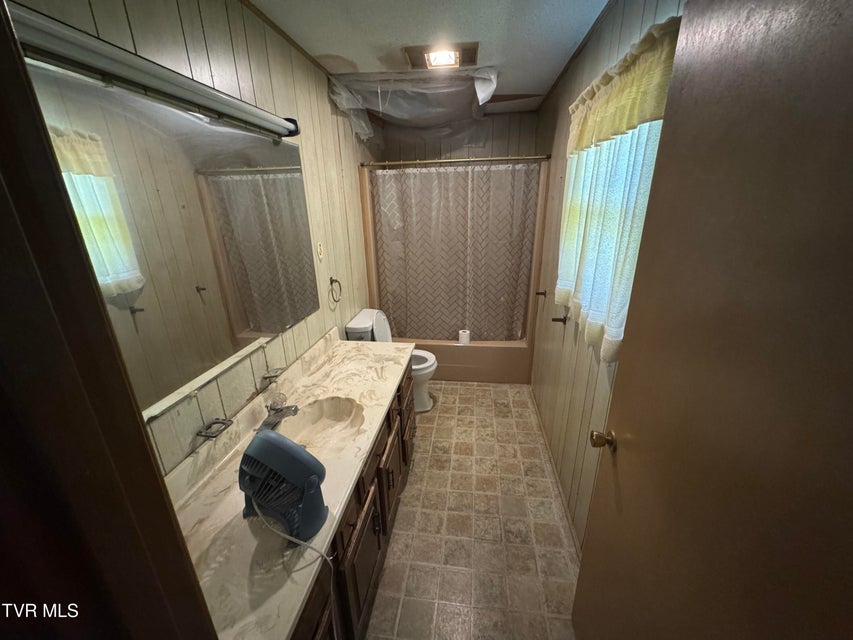 Photo #10: 105 Pond Hill Road