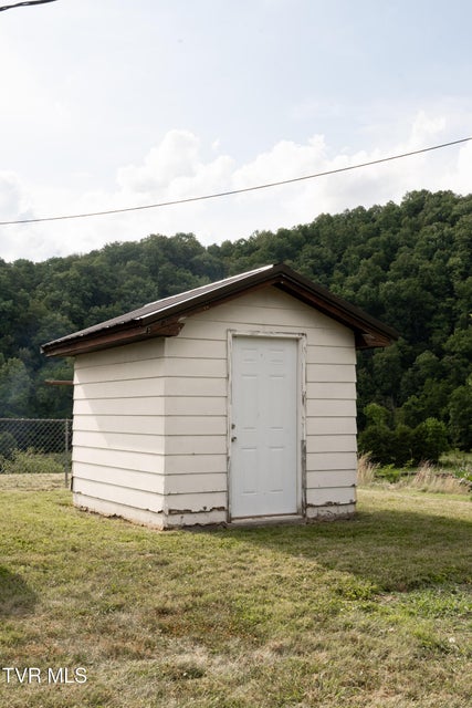 Photo #43: 712 Old Elizabethton Highway