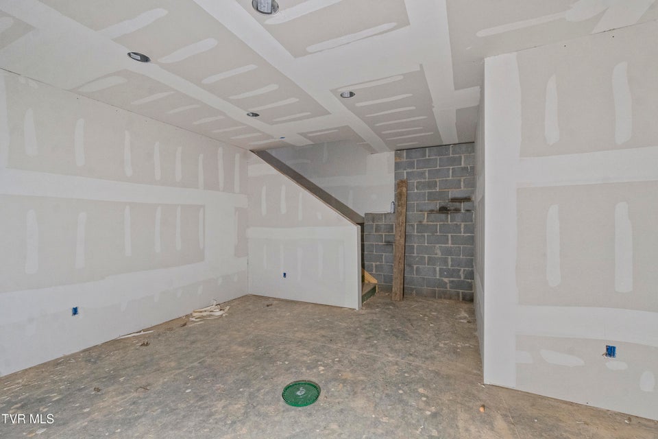 Photo #24: 3087 Bridgewater Boulevard