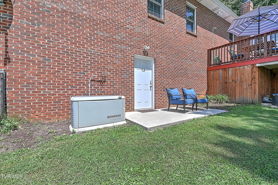 Photo #51: 274 De Lee Drive