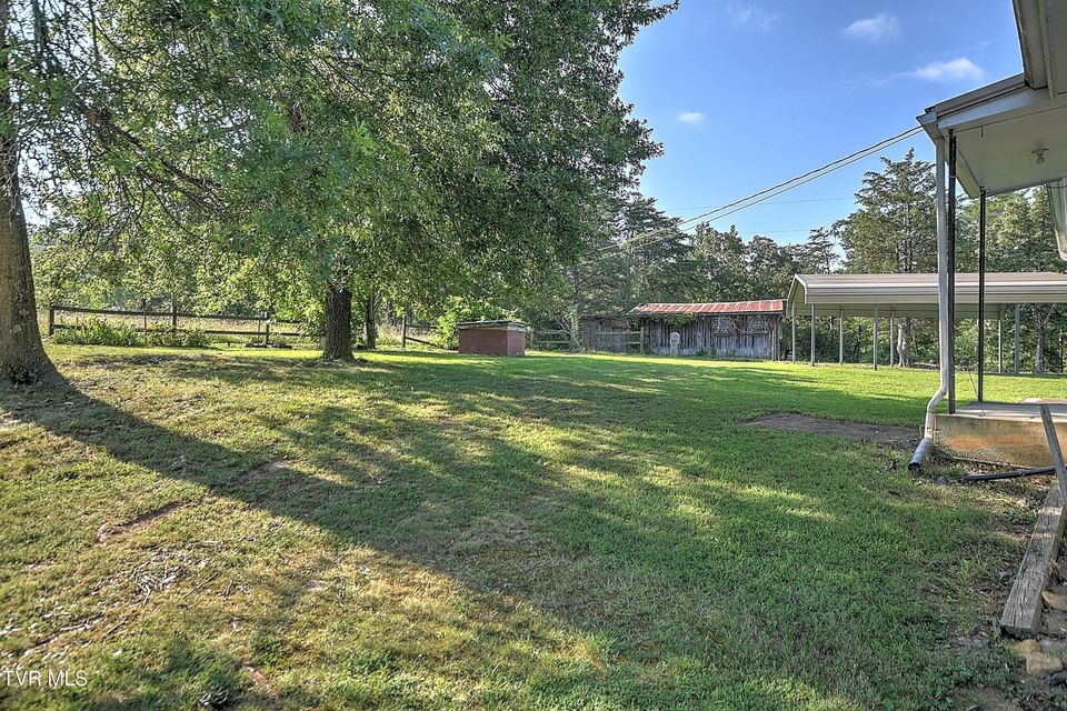 Photo #11: 805 Dixie Road