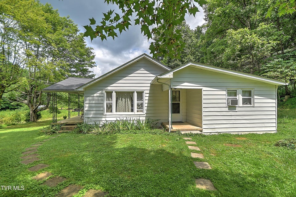 Photo #2: 637 Morrell Creek Lane
