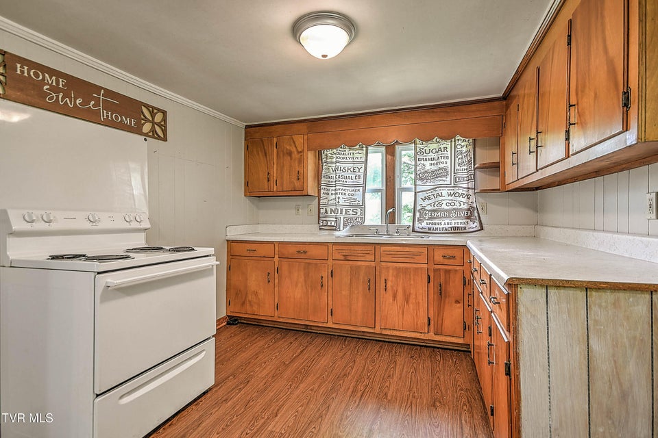Photo #39: 637 Morrell Creek Lane