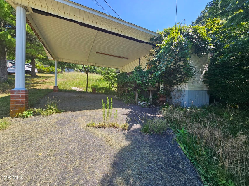 Photo #5: 9247 Baker Lane