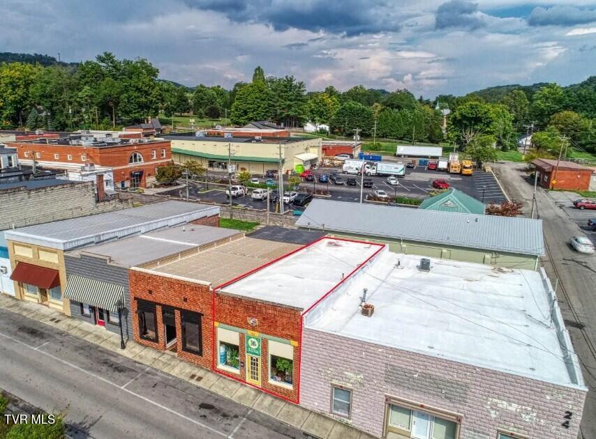 Photo #4: 122 Church Street