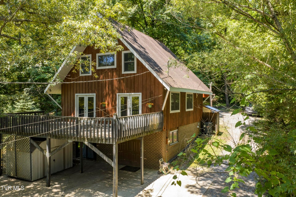 Photo #2: 137 Forester Lane