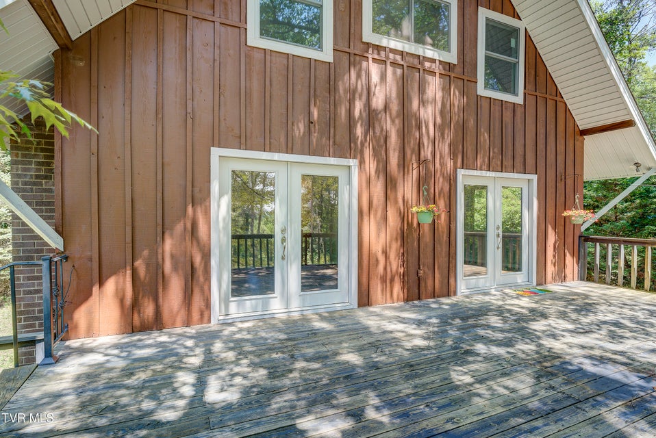 Photo #35: 137 Forester Lane