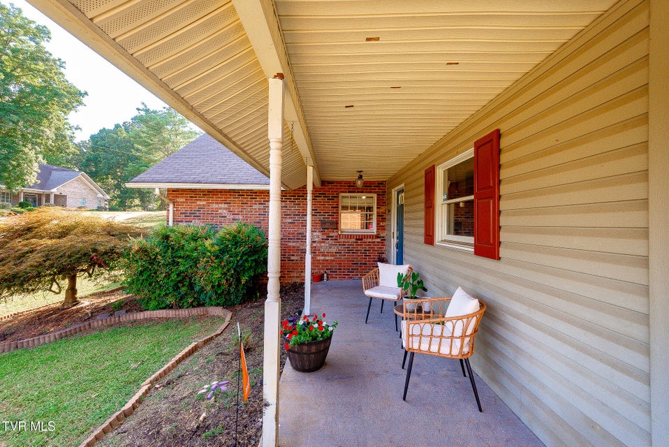 Photo #5: 904 Broadwood Drive