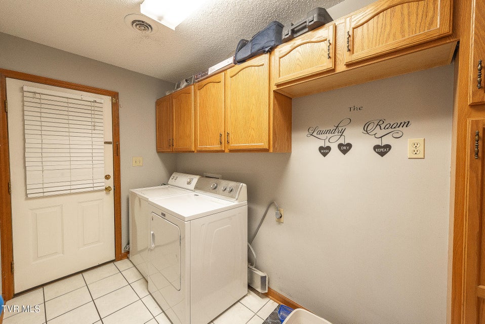 Photo #15: 904 Broadwood Drive